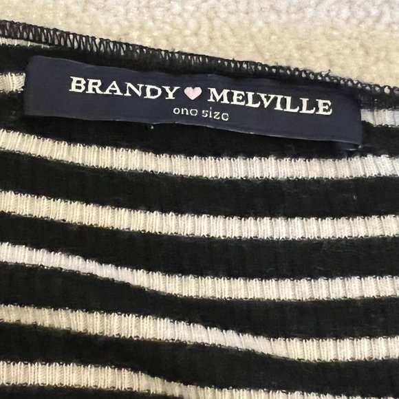 Brandy Melville: Long Sleeve Top - Picture 3 of 3